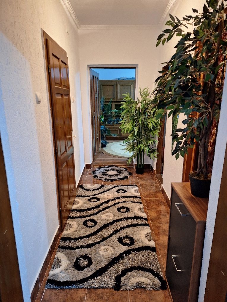 Apartament de vânzare în Oțelu Roșu, str. Ștefan cel Mare , Jud CS