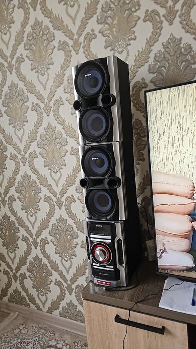 Музыкальный центр