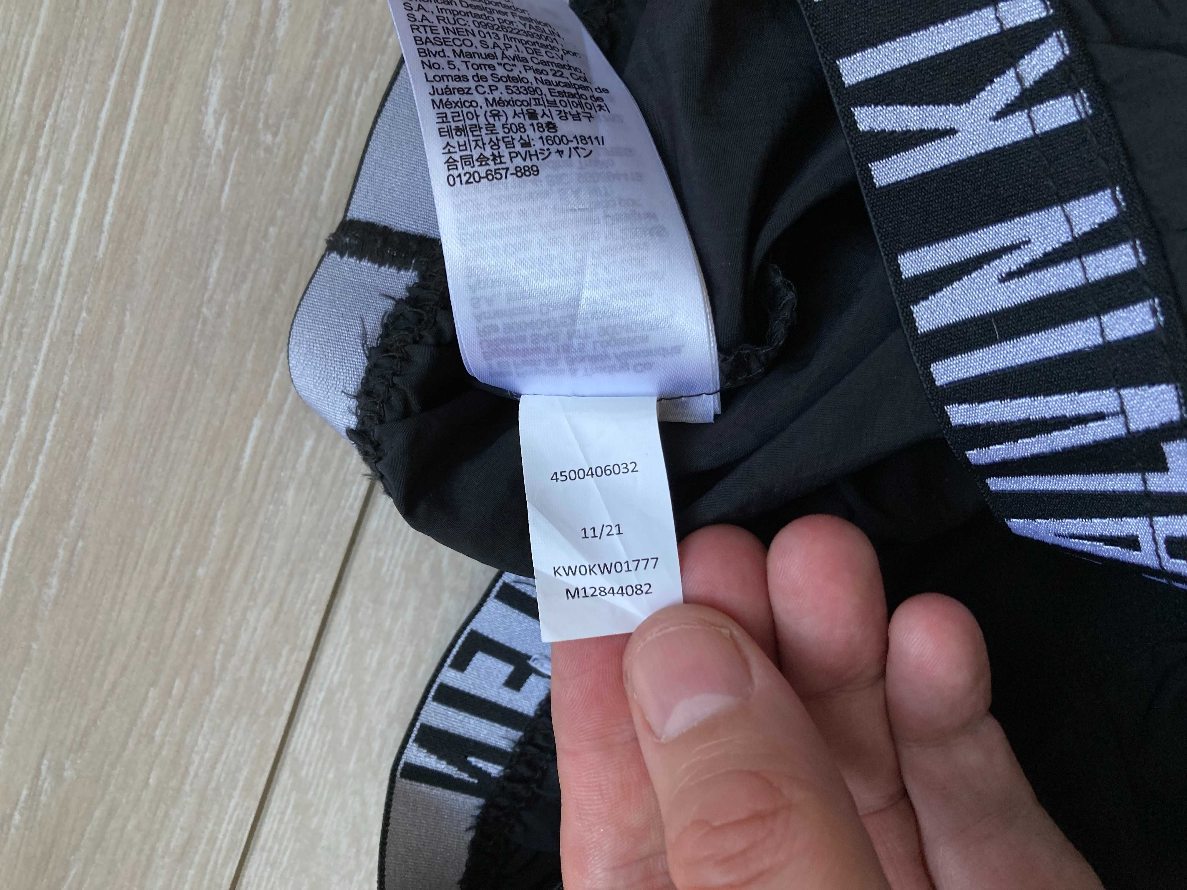 Calvin Klein тънки женски къси панталони къс панталон шорти М / L