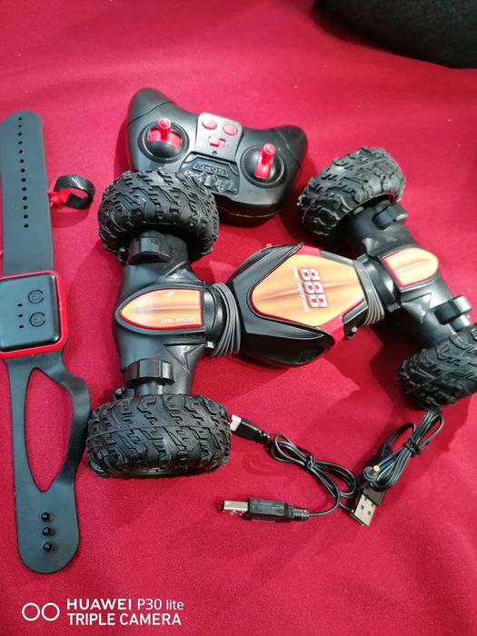 Mini stun car mobile gesture sensing