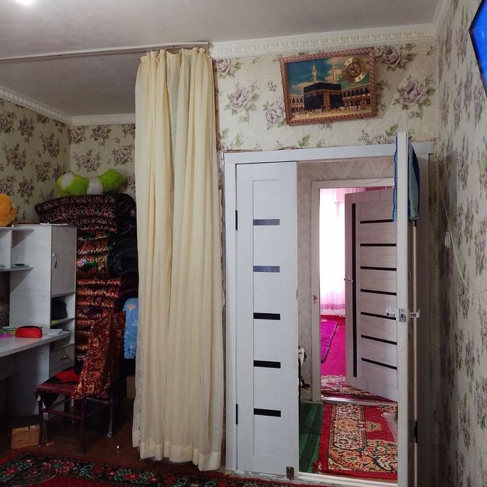 Срочна 2 хонали уй сотилади