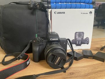 Фотоапарат Canon EOS M50 безогледална камер