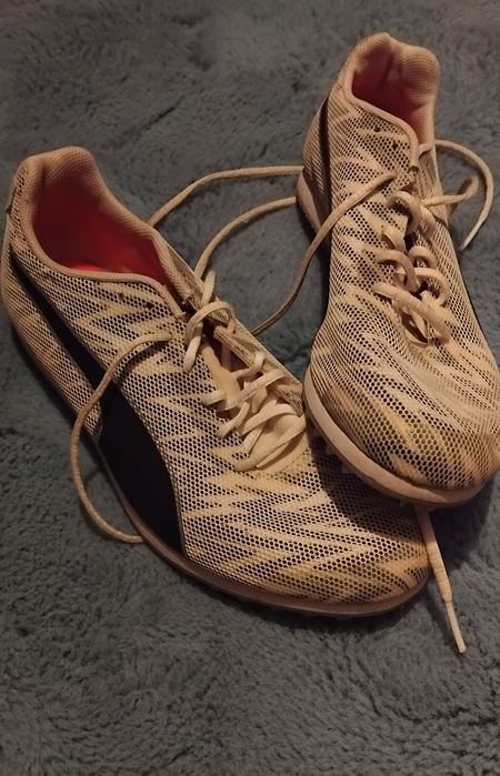 Adidași cuie atletism 37