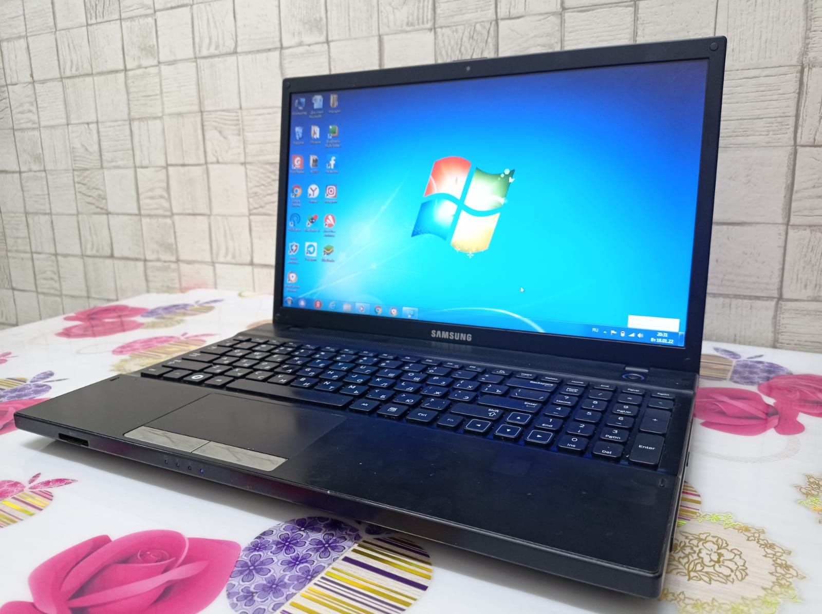 Samsung NP300E5C