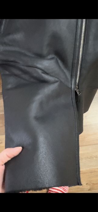 Натуральная кожанная из овчины дубленка,