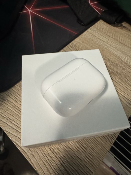 Кутия за AirPods 2