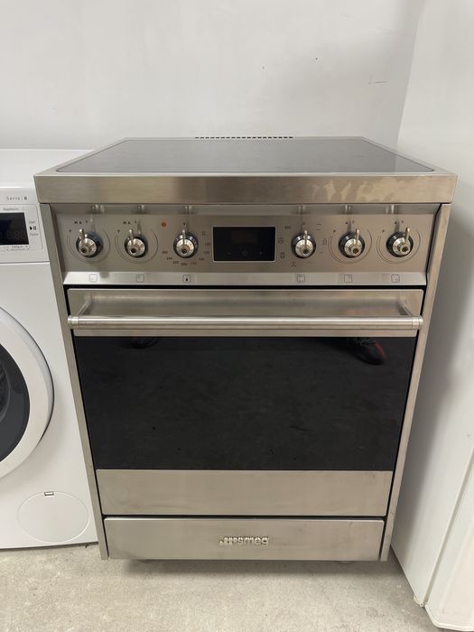 Aragaz SMEG Proffessional