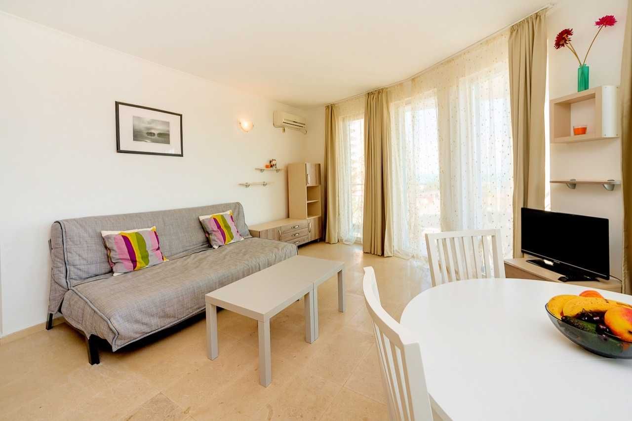 Дава се под наем Тристаен апартамент в Несебър - 94 кв.м за 1260 € - Снимка #5