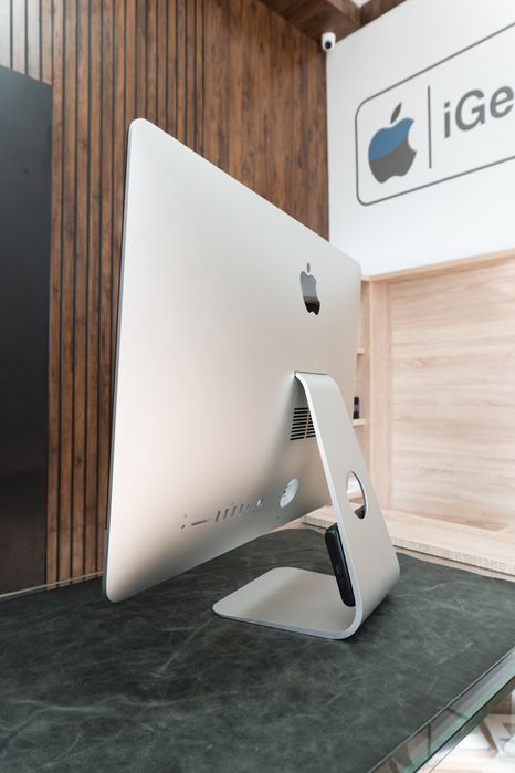 iMac 2017 21inch 8/1TB intel i5 Windows/MacOs