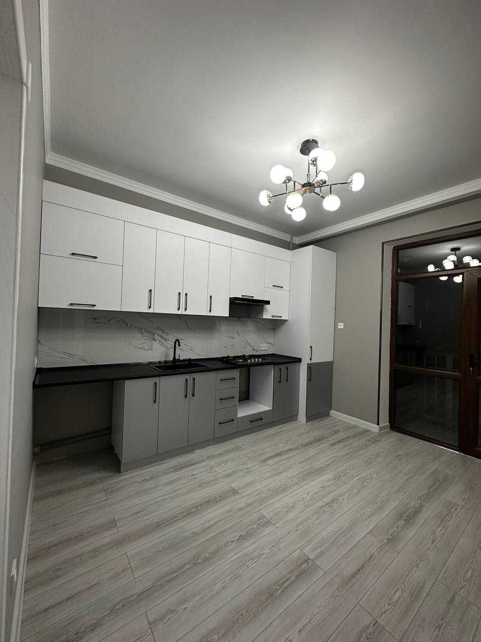 Продаётся 2/8/9 квартира, евроремонт, Паркентский 261, Parkent Avenue