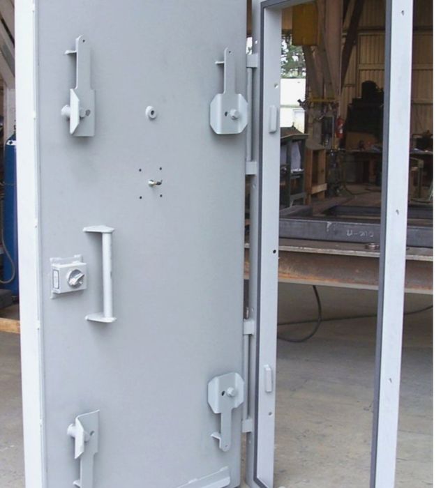 usa intrare siguranta antiefractie confectie metalica blindata masiva