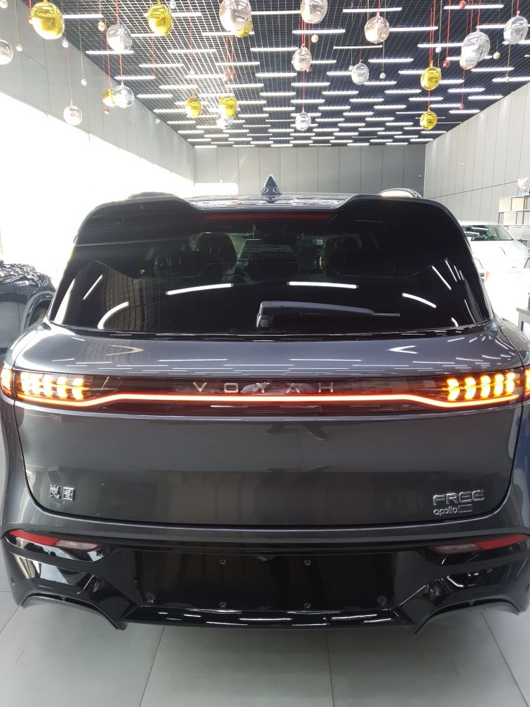 Voyah free. 318km. Awd 2024. Hybrid
