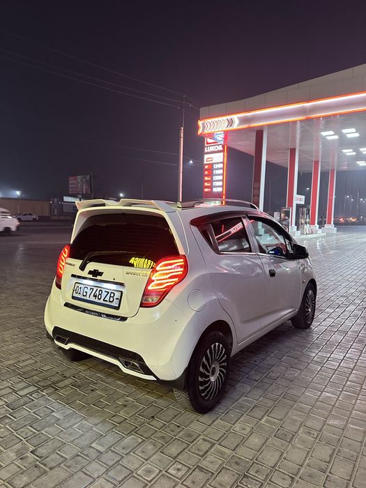 Spark 2011 2 pozitsiya bezin gaz