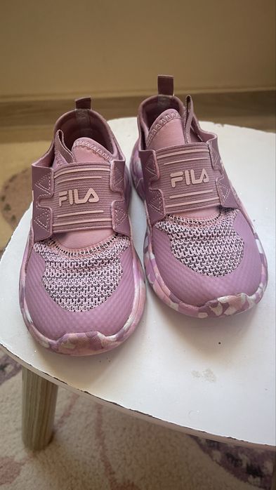Fila маратонки рр 26