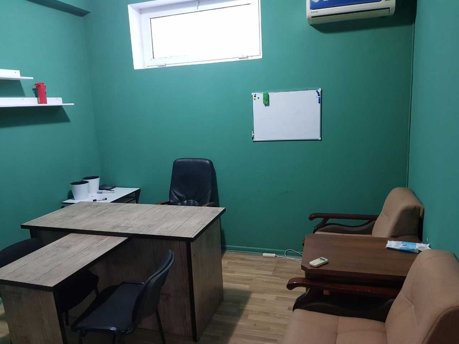 Офис учун 13 м2.лик хона ИЖАРАГА берилади!  (барча қўлайликлари билан)