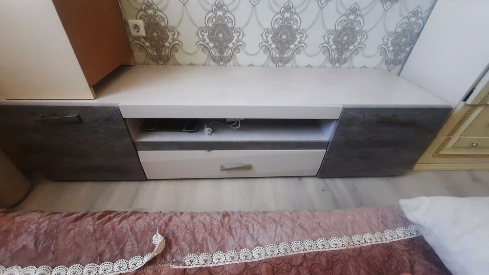 Продам тумбу в отличном состоянии