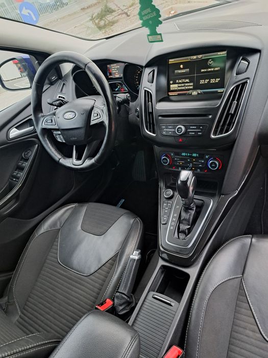 Ford Focus 2.0 tdci 150cp automat Titanium