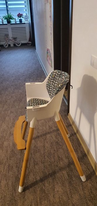 Scaun masa copii lionelo