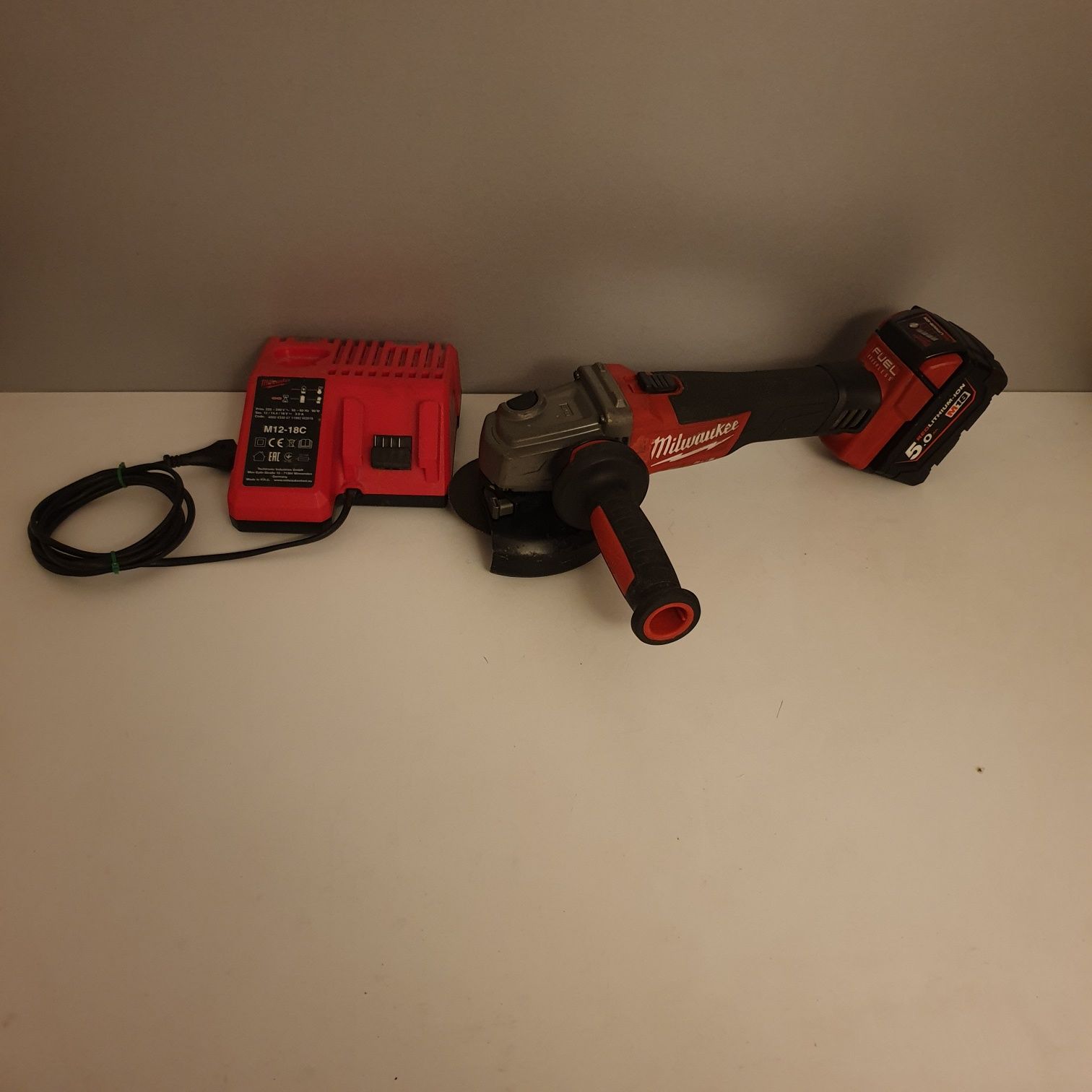 Milwaukee M18 CAG 125X Polizor unghiular Brushless 5.0AH Li-Ion