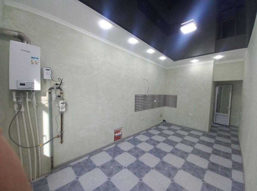1 хоналик квартира 5 этаж кирпичный дом, 5 микр, мелодия ресторан