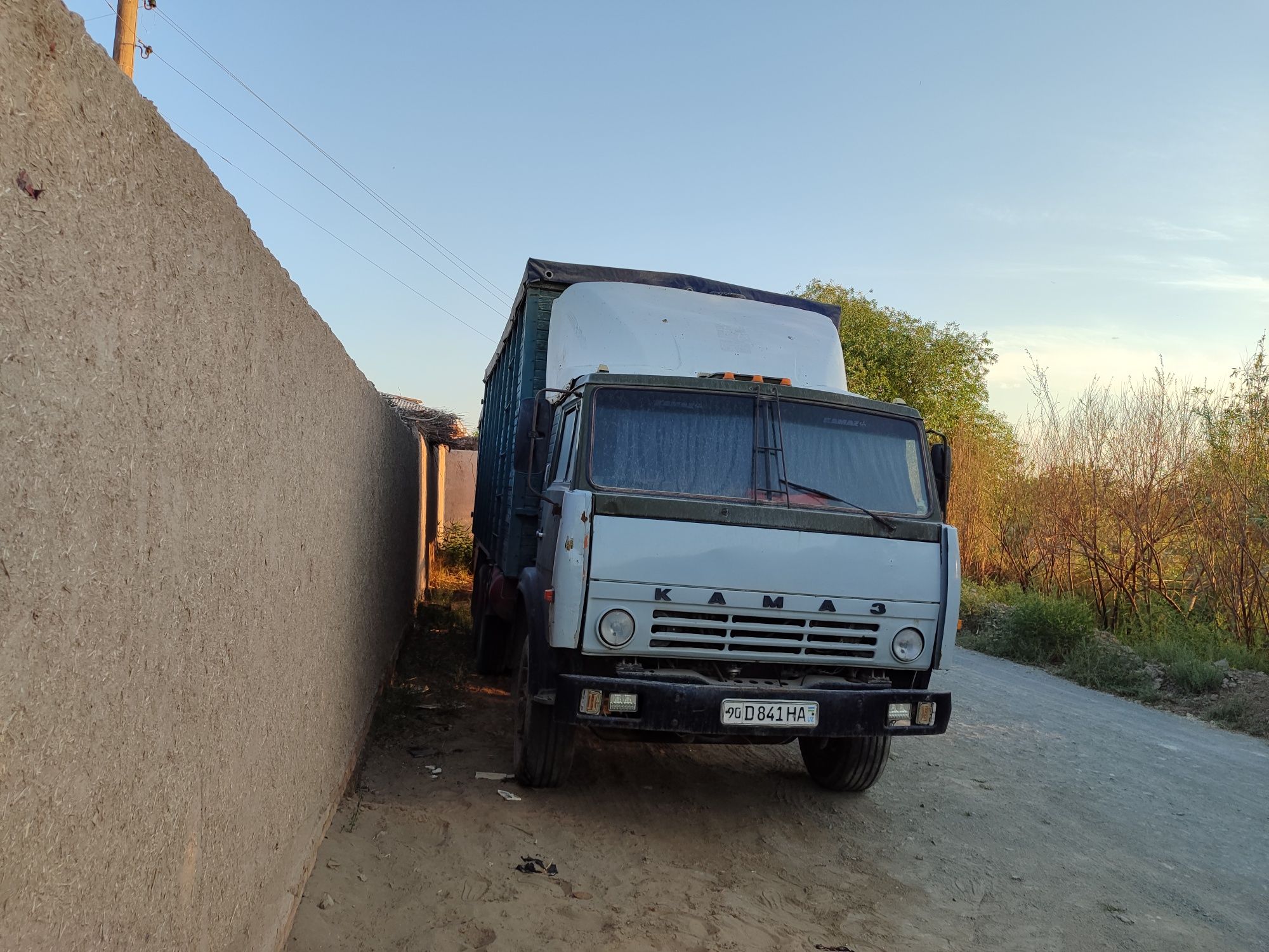 Kamaz  53212 sotiladi