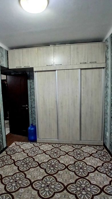 Navoiy,Ayraport hududida 3 xonali kvartira sotiladi.