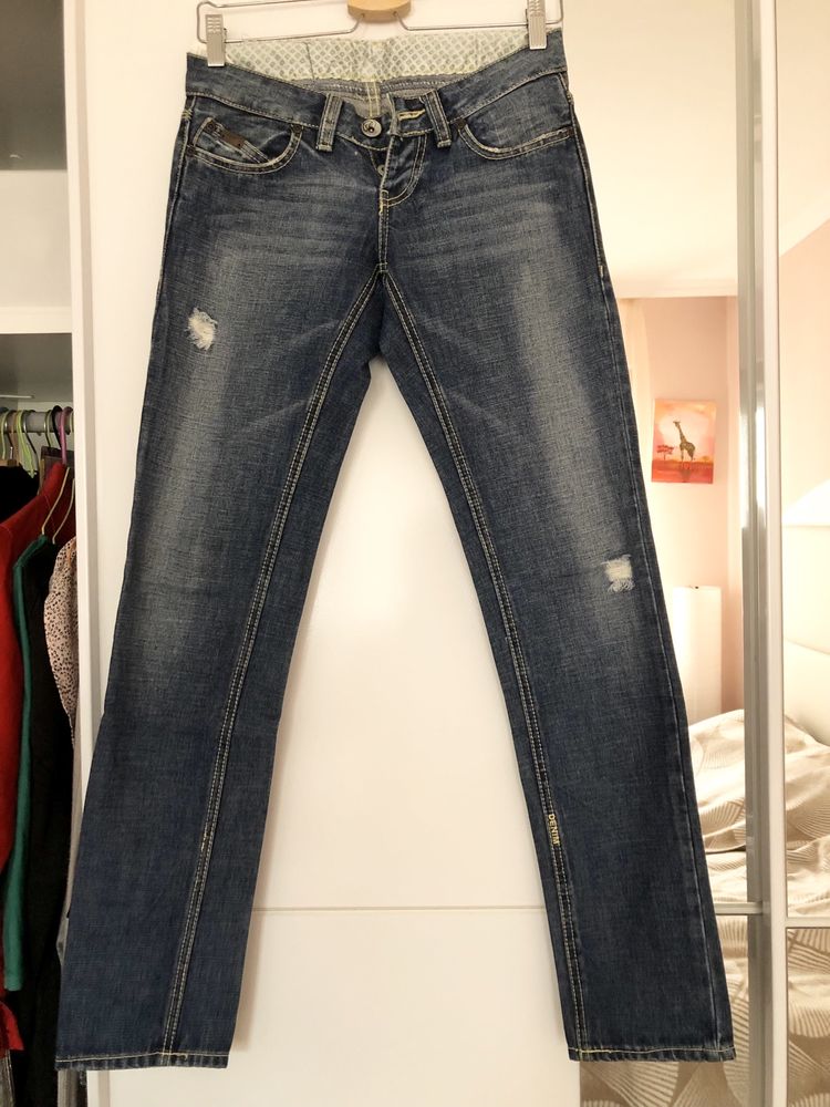 Маркови дънки прави: Pepe jeans / LeeCooper