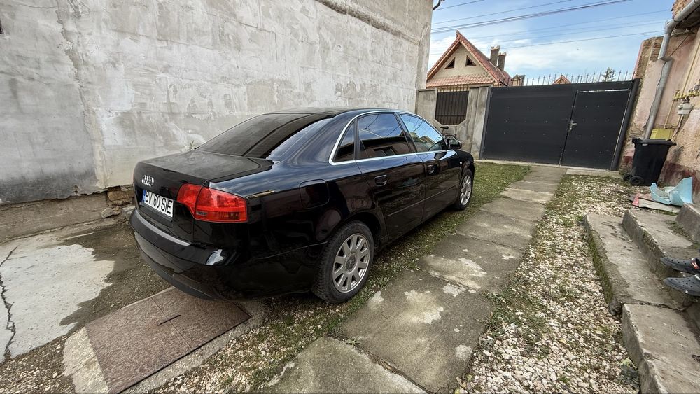 Vand AUDI A4 B7 1.6l, 2004