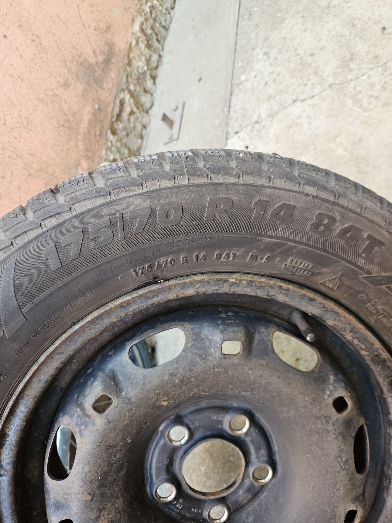 Set jante vw cu cauciucuri 175/70/14