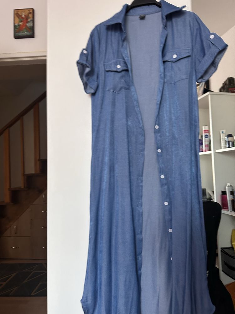 Vand rochie noua de blugi Shein