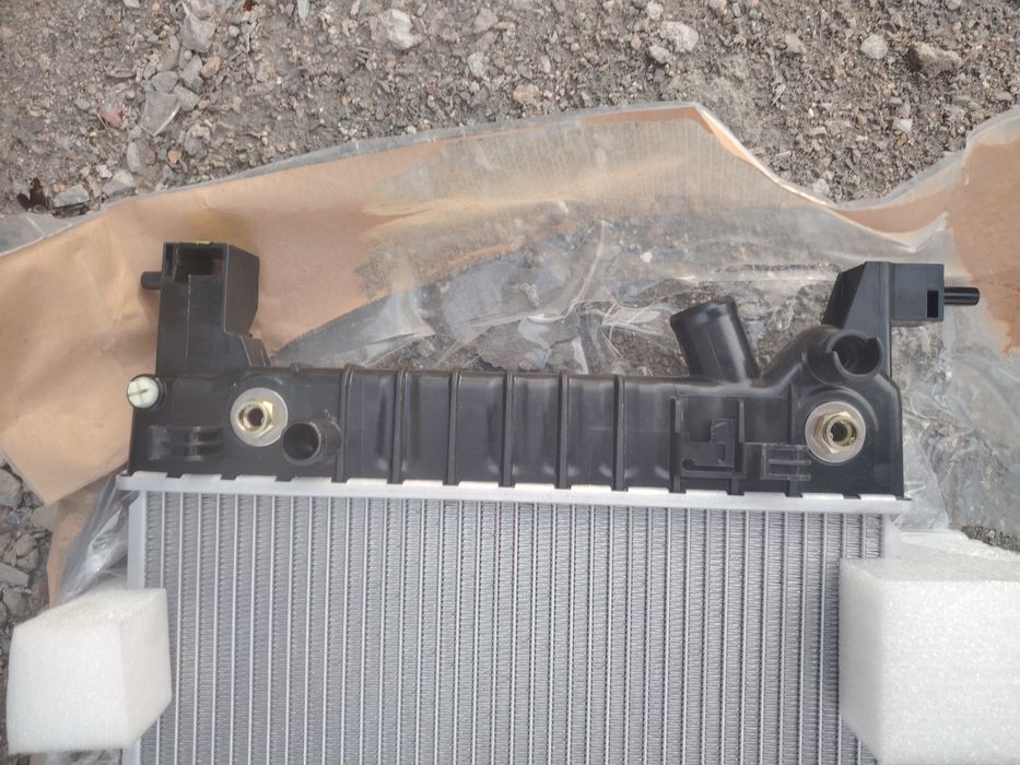 Радиатор новый от шевроле кобальт