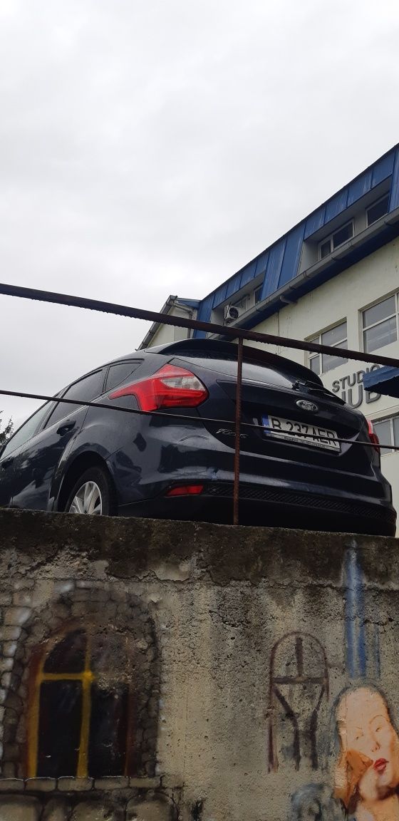 Ford Focus 2011, 1.6 benzină, 150caluti