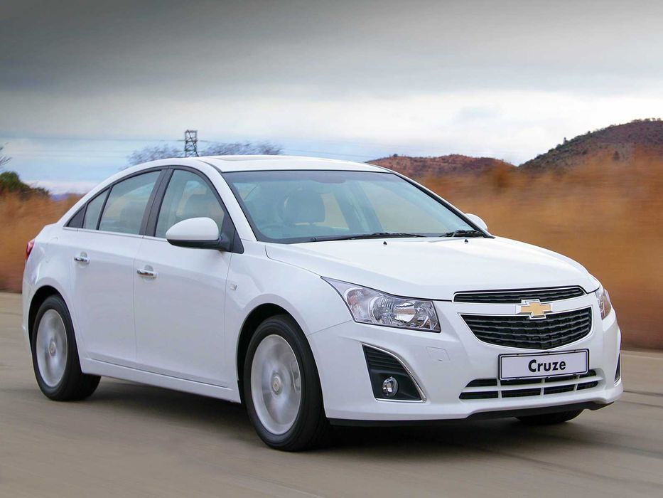 Бампер задний Шевроле Круз Chevrolet Cruze 2013- Хэтчбек