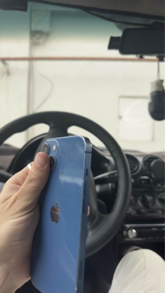 Iphone 13 128gb srocho sotiladi