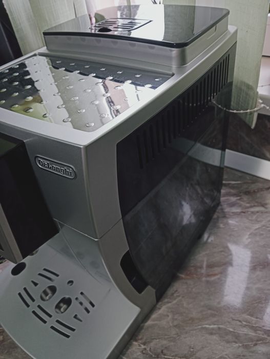 Espressor, expresoare: Delonghi Magnifica s