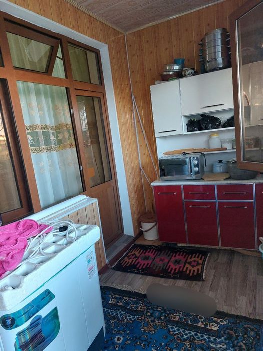 Срочно квартира сотилади