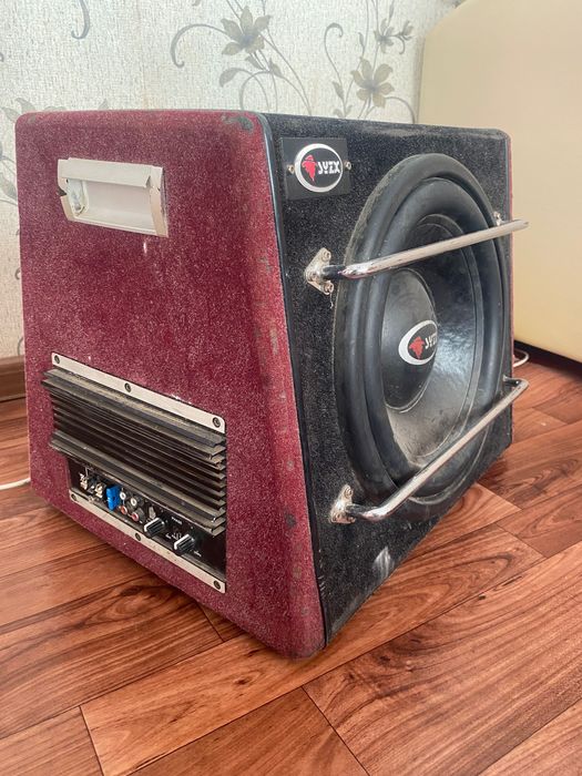 Музыкаа на машине