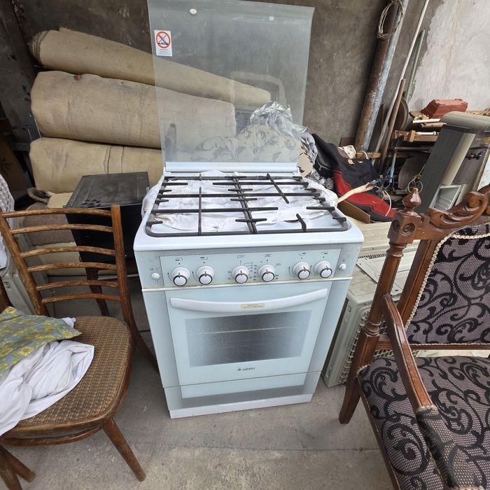 Срочно продам газплита гефест