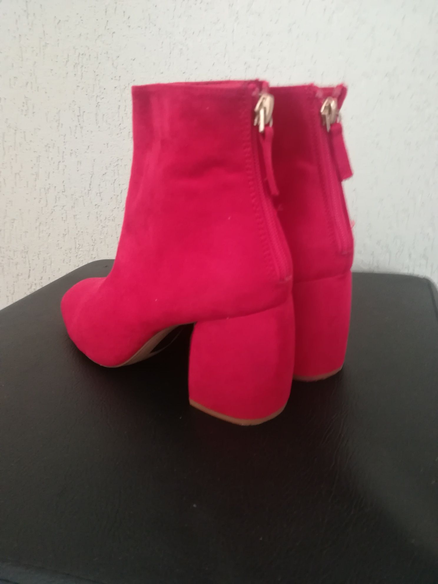 Botine Stradivarius nr 37