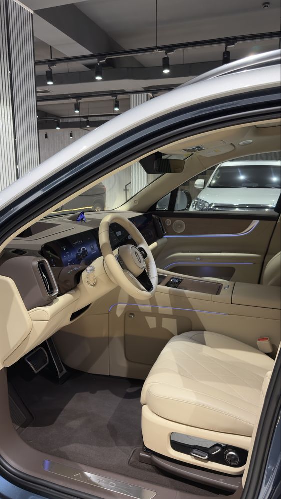 Aito M9 Ultra full hybrid yangi 1400km polniy zapas xod