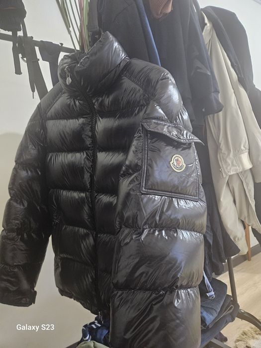 Куртка монклер .