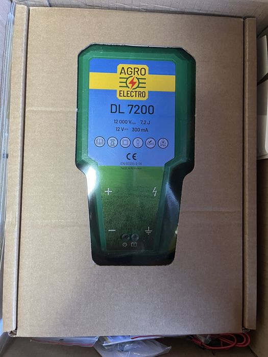 Gard electric cu panou fotovoltaic si acesori