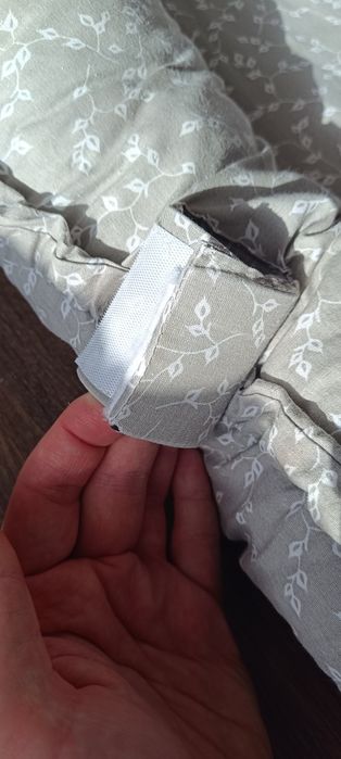 Гнездо с лост за играчки Между родителите Сиво