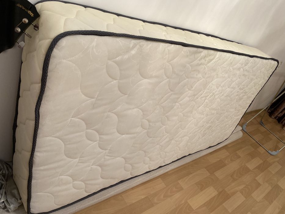 Матрас новый 200/90