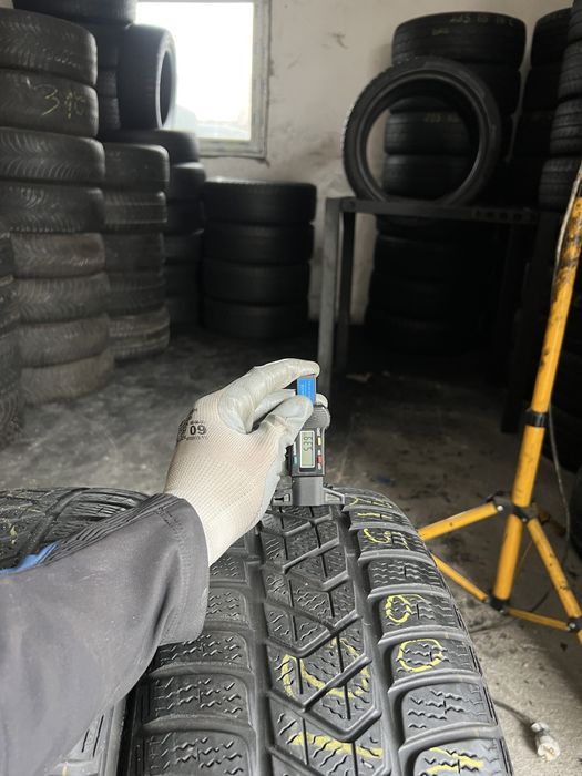 4 anvelope de iarna 215/60/16 pirelli!