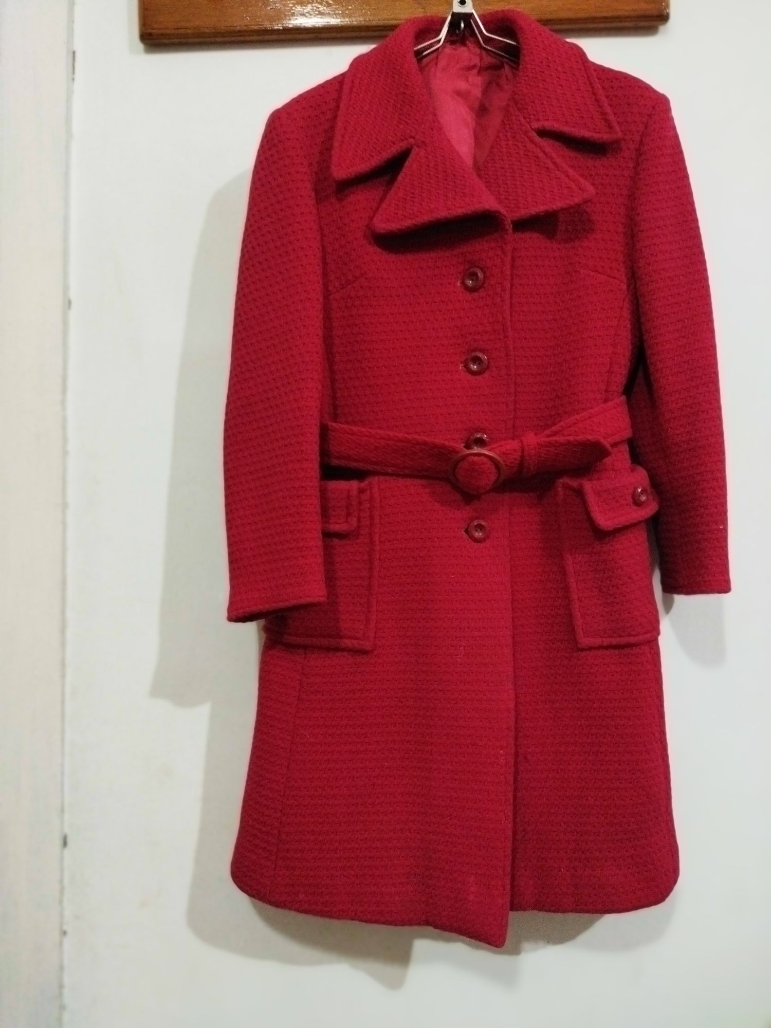 Пальто женское  размер  42 - 44 штук