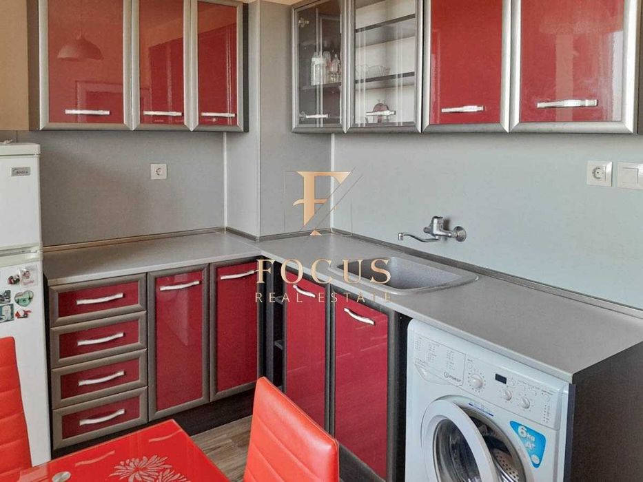 Продава се Двустаен апартамент в Пловдив, Изгрев - 68 кв.м за 881 €/кв.м - Снимка #1