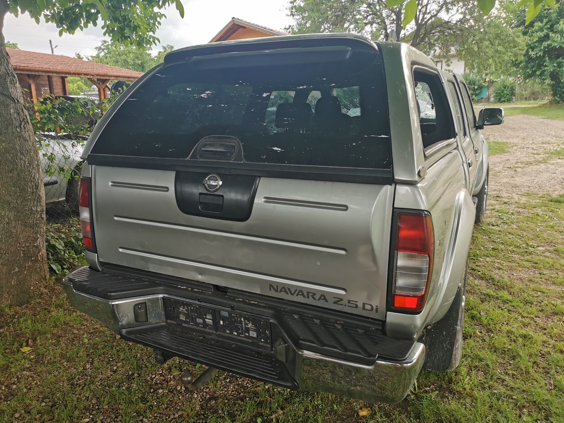 Nissan navara 2.5 133k.c