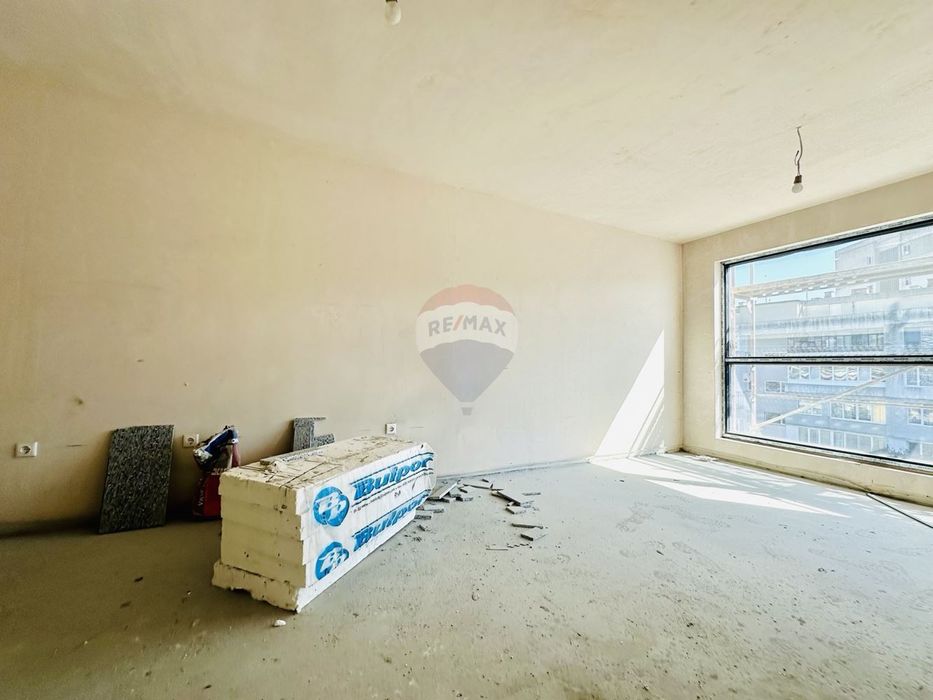 Продава се Двустаен апартамент в Варна, Чайка - 63 кв.м за 2524 €/кв.м - Снимка #4