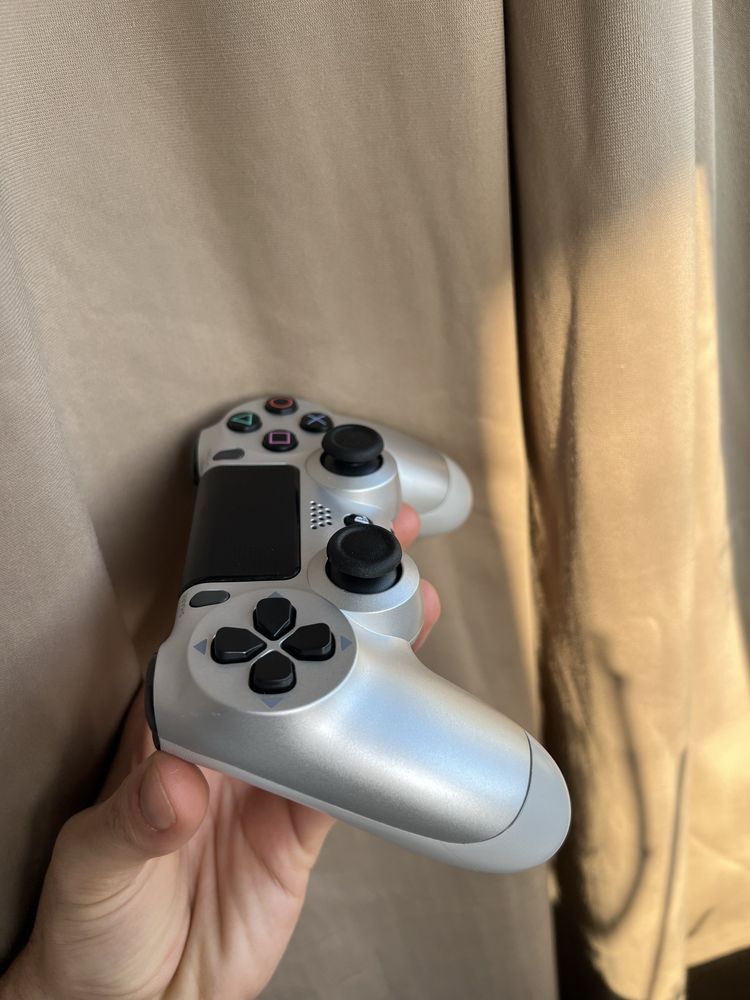 Controller PS4 V2 Silver